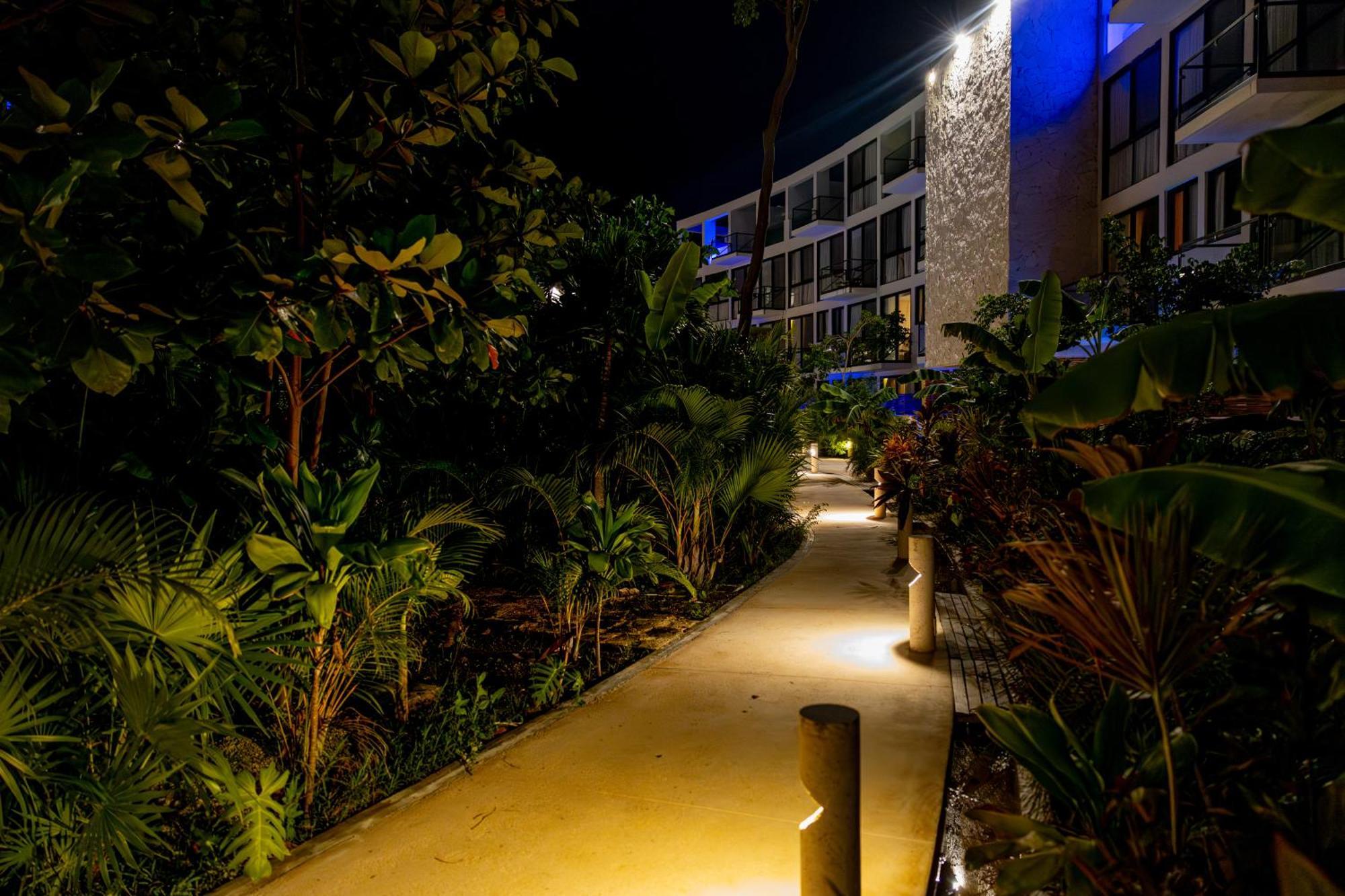 The Waves Tulum By Bnb Experience Zewnętrze zdjęcie